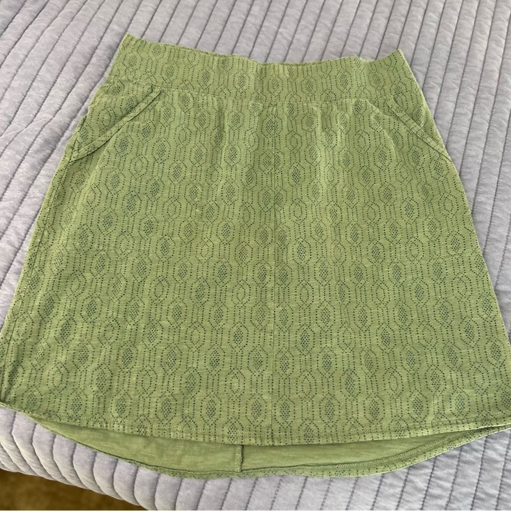 Duluth Trading Co Green and Blue A-Line Mini Skirt High-Low Casual, Size S